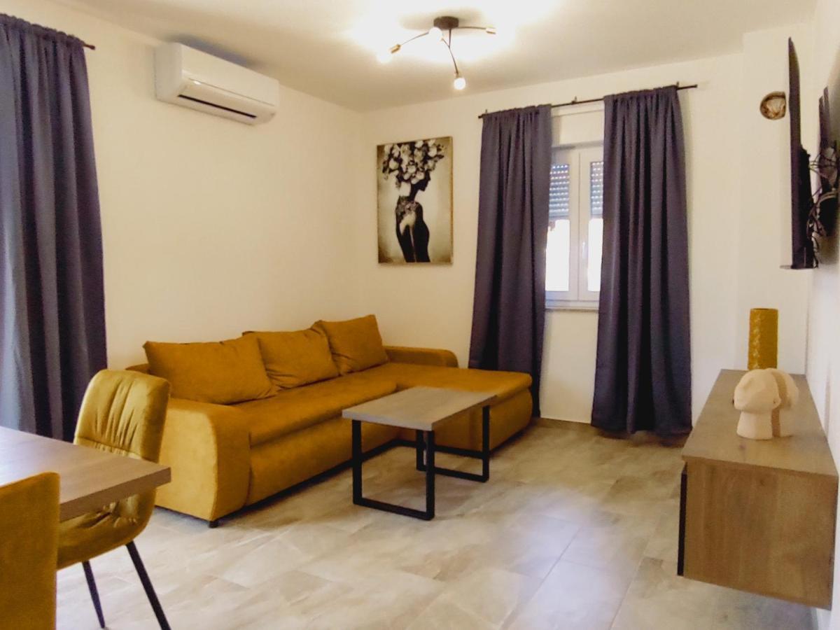 Apartment Ankica Tribunj (Sibenik-Knin)